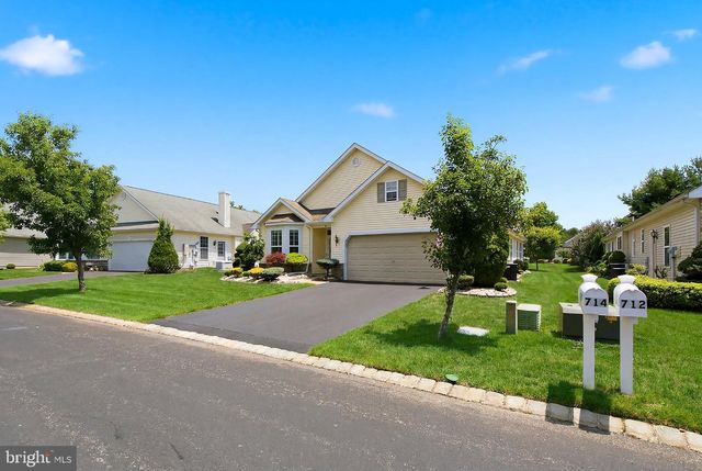 714 HOLLYBROOK LN, Manchester Twp, NJ 08759