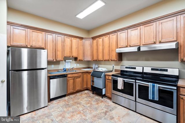 714 HOLLYBROOK LN, Manchester Twp, NJ 08759