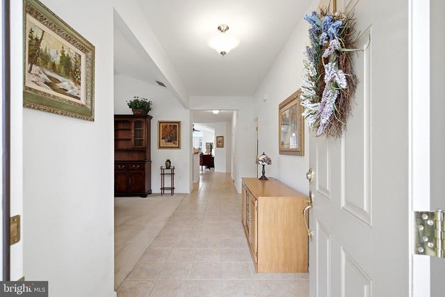 714 HOLLYBROOK LN, Manchester Twp, NJ 08759