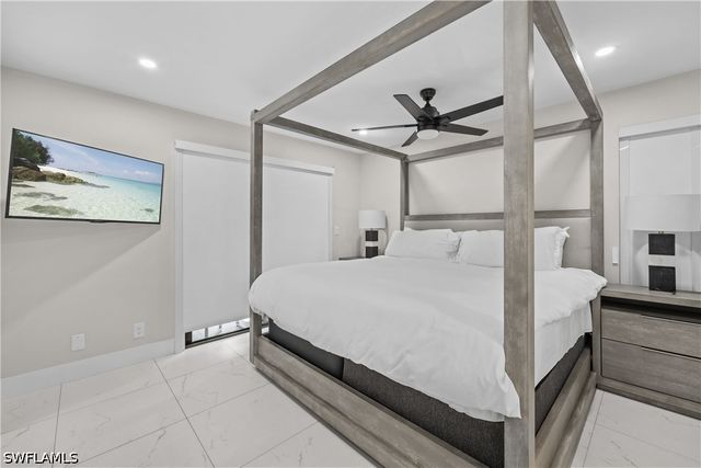 841 91st AVE N, Naples, FL 34108