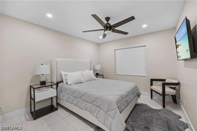 841 91st AVE N, Naples, FL 34108