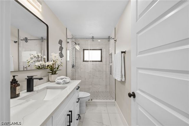 841 91st AVE N, Naples, FL 34108