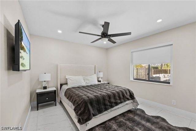 841 91st AVE N, Naples, FL 34108