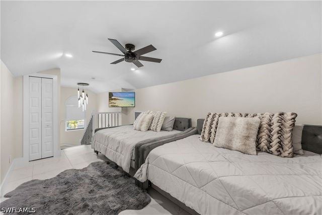 841 91st AVE N, Naples, FL 34108