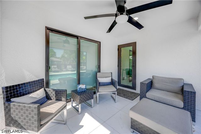 841 91st AVE N, Naples, FL 34108