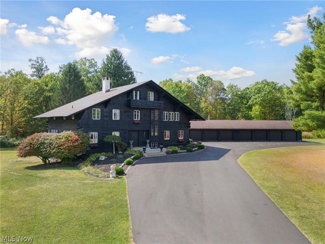 550 Warner Road SE, Vienna, OH 44403