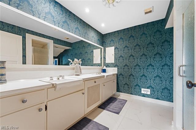 550 Warner Road SE, Vienna, OH 44403