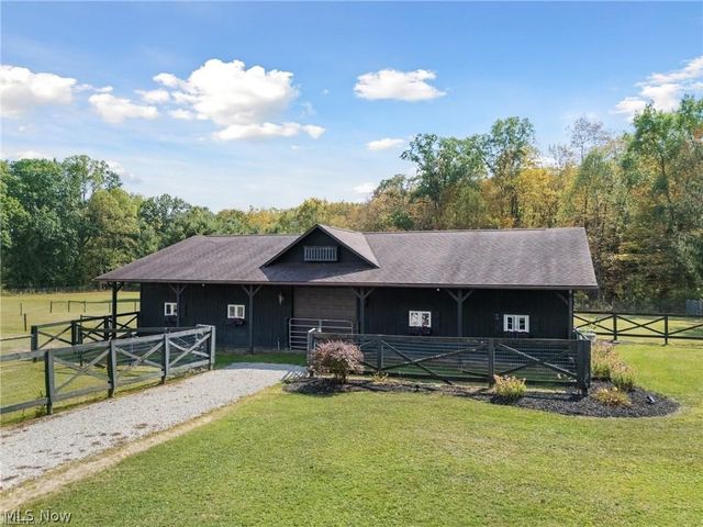 550 Warner Road SE, Vienna, OH 44403