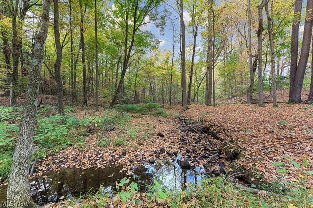 550 Warner Road SE, Vienna, OH 44403