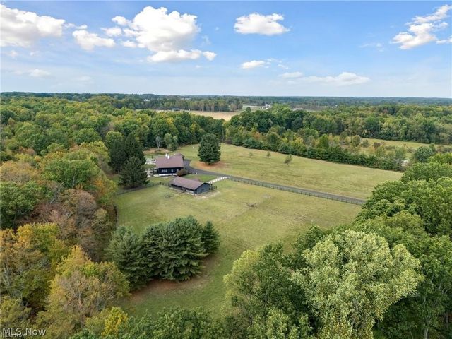 550 Warner Road SE, Vienna, OH 44403