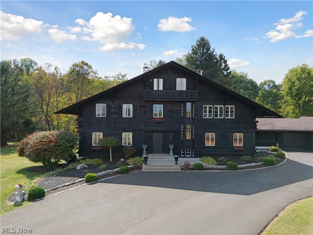 550 Warner Road SE, Vienna, OH 44403