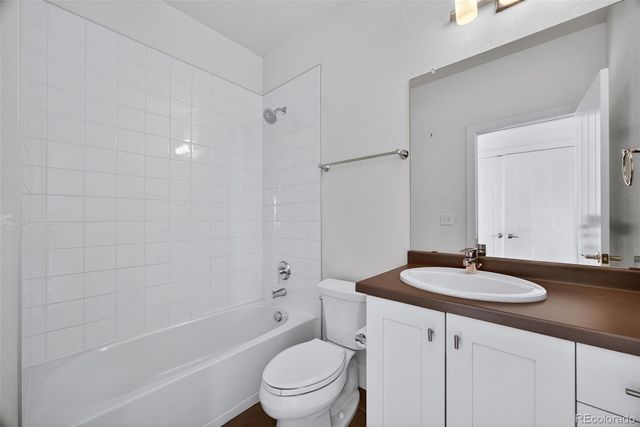 5540 Valentia Court, Denver, CO 80238