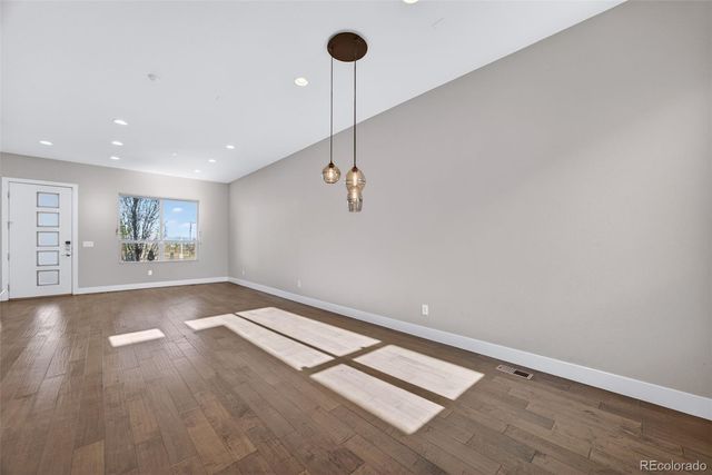 5540 Valentia Court, Denver, CO 80238