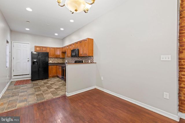 206 S GILMOR ST, Baltimore, MD 21223