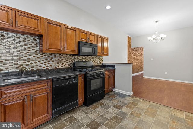 206 S GILMOR ST, Baltimore, MD 21223