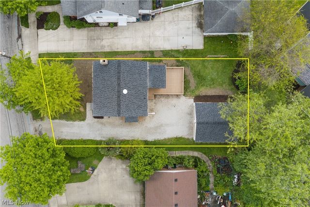 1476 Bryden Drive, Akron, OH 44313