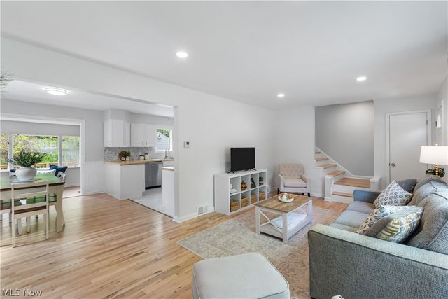 1476 Bryden Drive, Akron, OH 44313