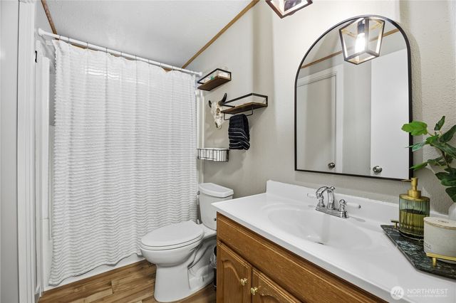 24720 SE 380th Street, Enumclaw, WA 98022
