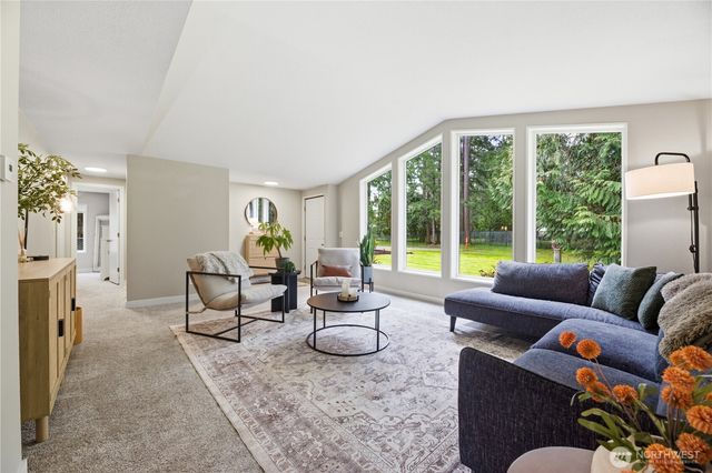 24720 SE 380th Street, Enumclaw, WA 98022