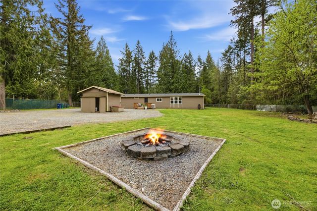 24720 SE 380th Street, Enumclaw, WA 98022