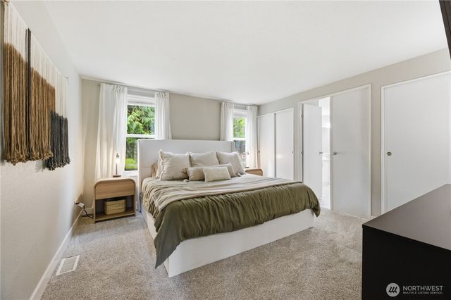 24720 SE 380th Street, Enumclaw, WA 98022