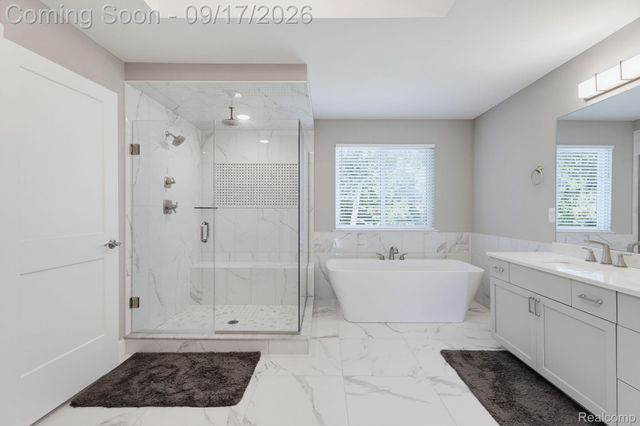 61314 Miriam Drive, Washington Township, MI 48094