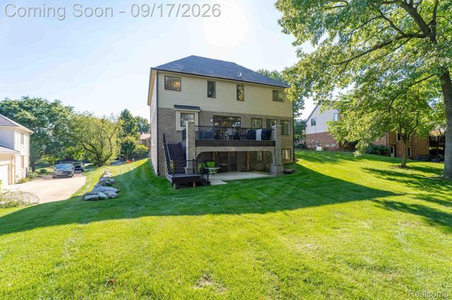 61314 Miriam Drive, Washington Township, MI 48094