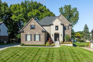 61314 Miriam Drive, Washington Township, MI 48094