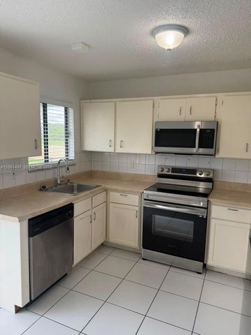 798 SW Claudia Ave Unit 798, Port St Lucie, FL 34953