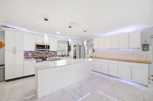 16700 AUBURNDALE LANE, Spring Hill, FL 34610