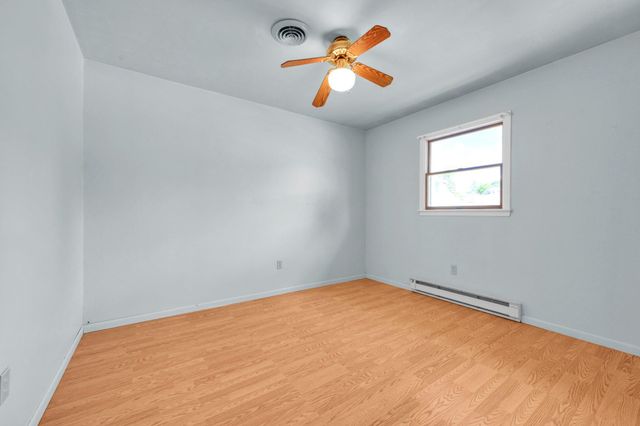 103 W WALNUT ST, Cleona, PA 17042