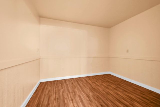 103 W WALNUT ST, Cleona, PA 17042