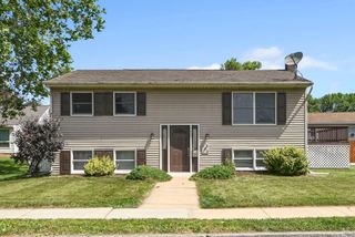 103 W WALNUT ST, Cleona, PA 17042