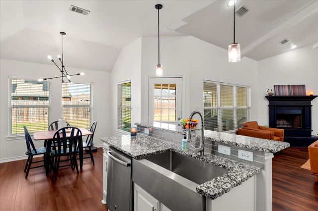 1610 Still Meadow Drive, Kaufman, TX 75142