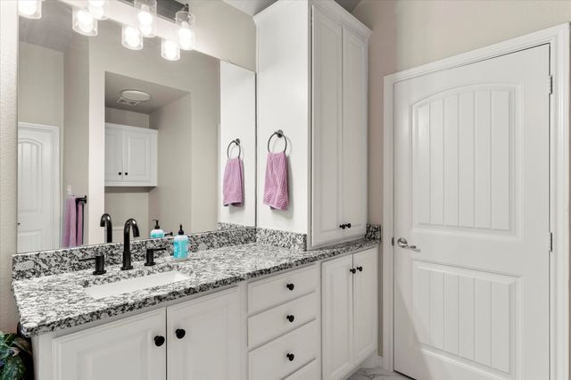 1610 Still Meadow Drive, Kaufman, TX 75142