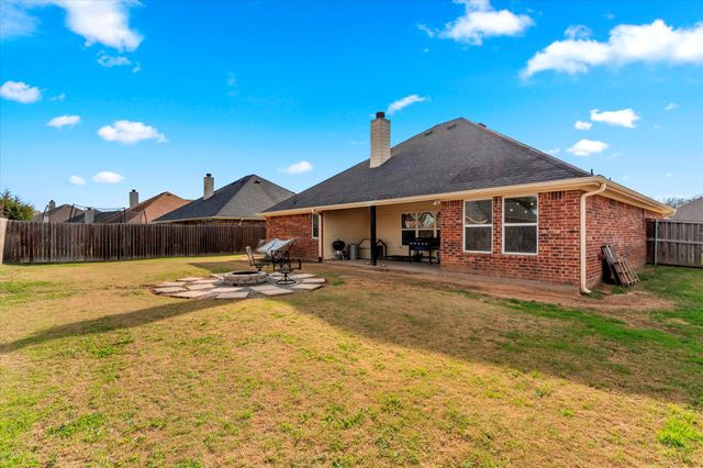 1610 Still Meadow Drive, Kaufman, TX 75142