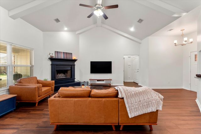 1610 Still Meadow Drive, Kaufman, TX 75142