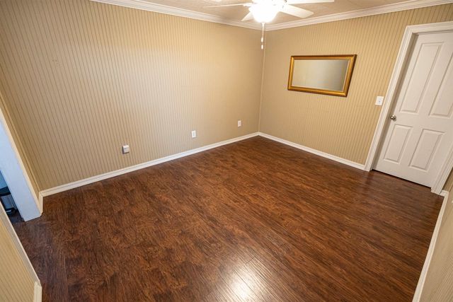 321 Karen Dr, Lockport, LA 70374