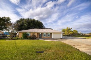 321 Karen Dr, Lockport, LA 70374