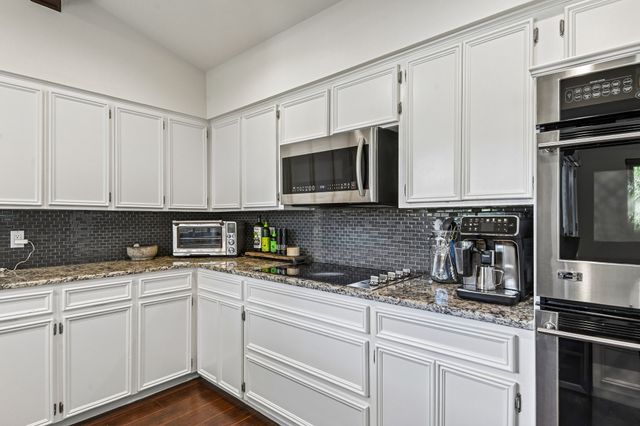 1501 Northland Street, Carrollton, TX 75006