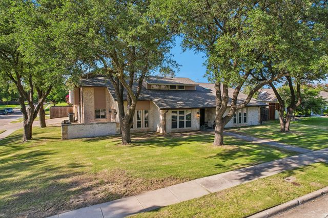 1501 Northland Street, Carrollton, TX 75006