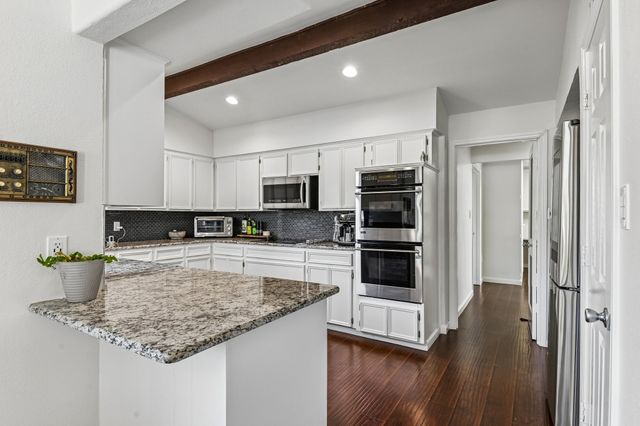 1501 Northland Street, Carrollton, TX 75006