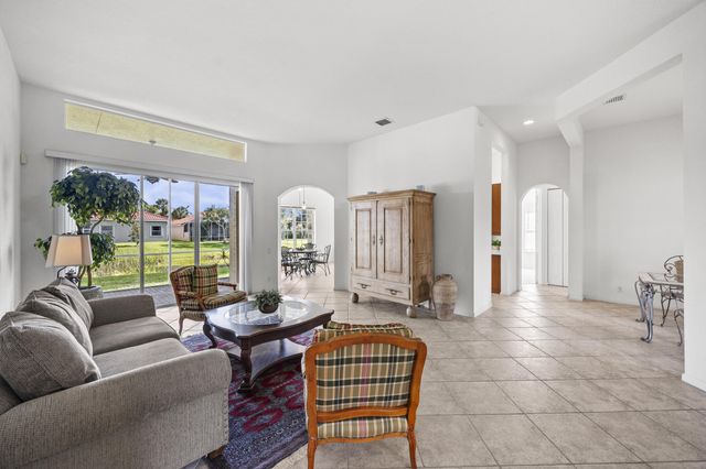 6721 Arno Way, Boynton Beach, FL 33472