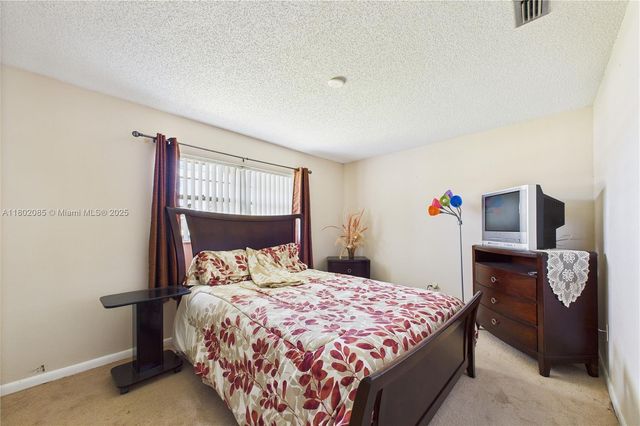 1360 Emerson DR NE, Palm Bay, FL 32907