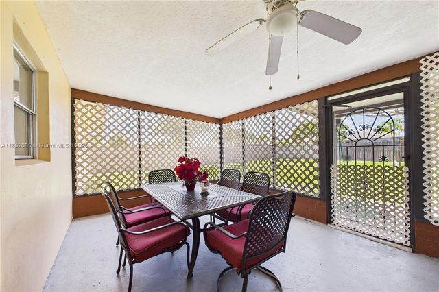 1360 Emerson DR NE, Palm Bay, FL 32907
