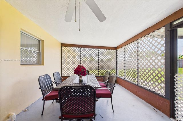 1360 Emerson DR NE, Palm Bay, FL 32907