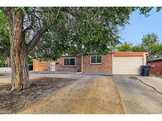 9390 Nagel Dr, Denver, CO 80229