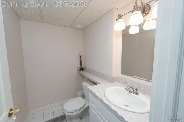 6514 Shagbark Drive, Troy, MI 48098