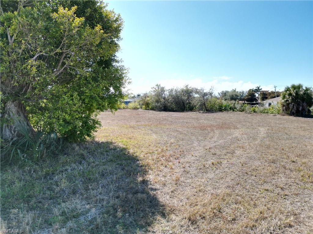 1616 SW 23rd CT, CAPE CORAL, FL 33991 — photo 2