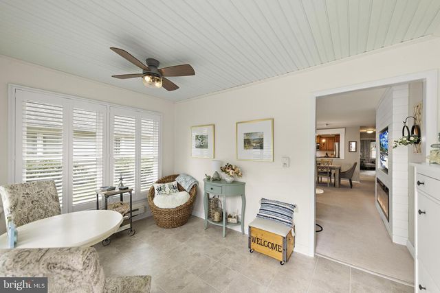 12 A WALNUT RD, Manahawkin, NJ 08050